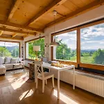 Unique Private With Panoramic View Ravnik * Hotedrsica