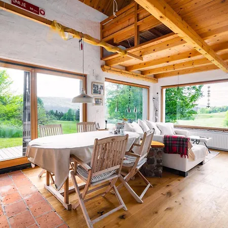 Casa vacanze Unique Private With Panoramic View Ravnik *