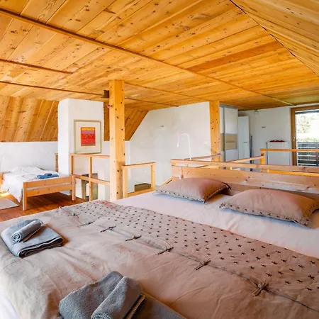 Ferienhaus Unique Private With Panoramic View Ravnik *