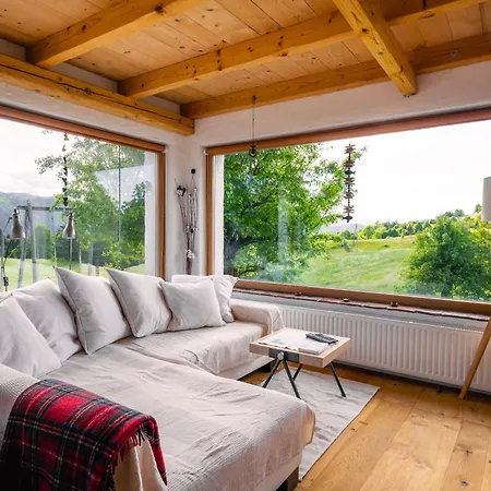 Unique Private With Panoramic View Ravnik Ferienhaus *